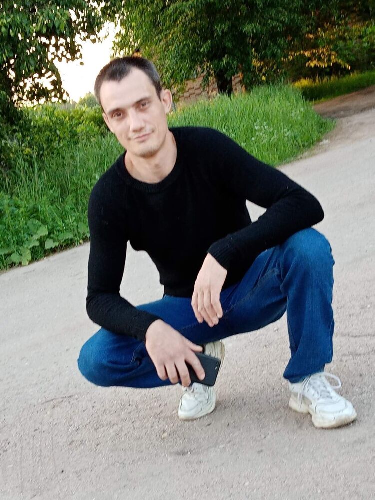  36556288  Zevs, 38 ,    