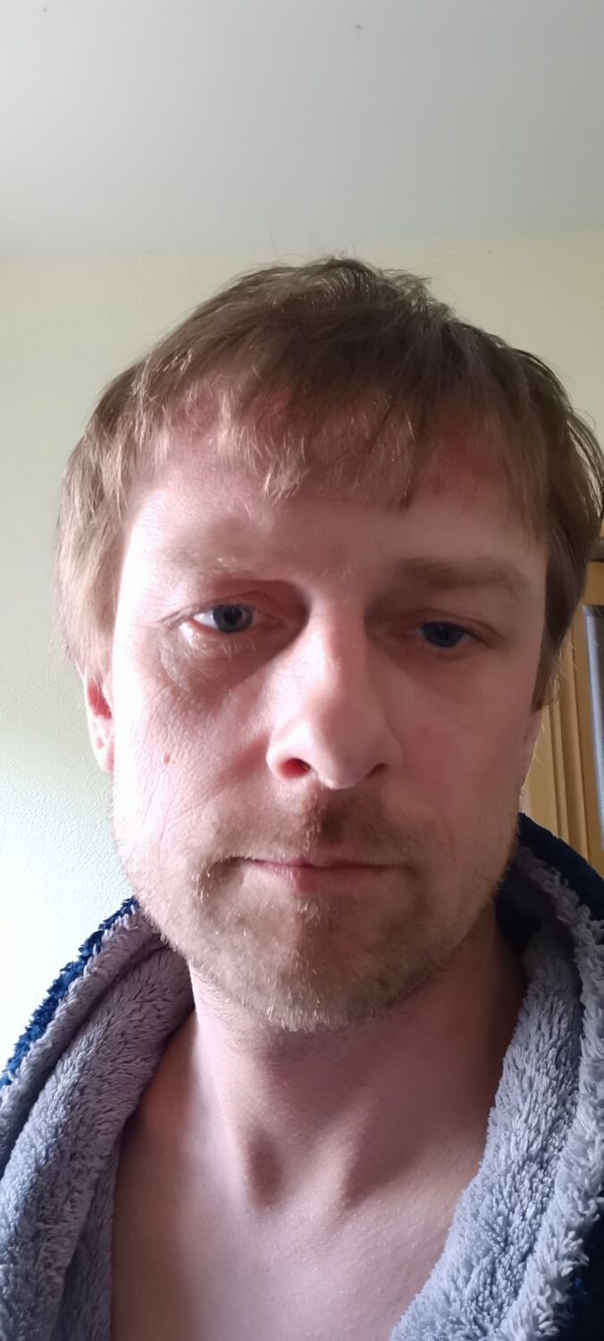  26332468  , 43 ,    -