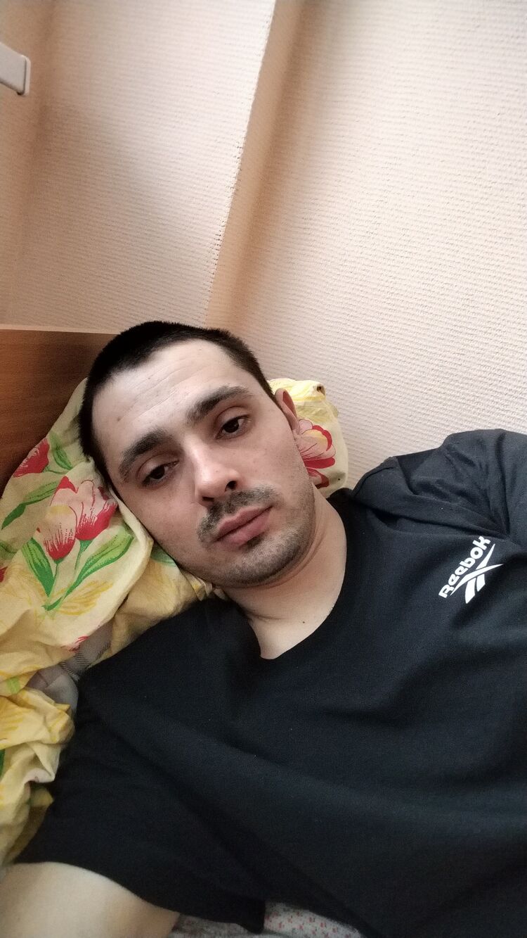  47206868  , 28 ,    
