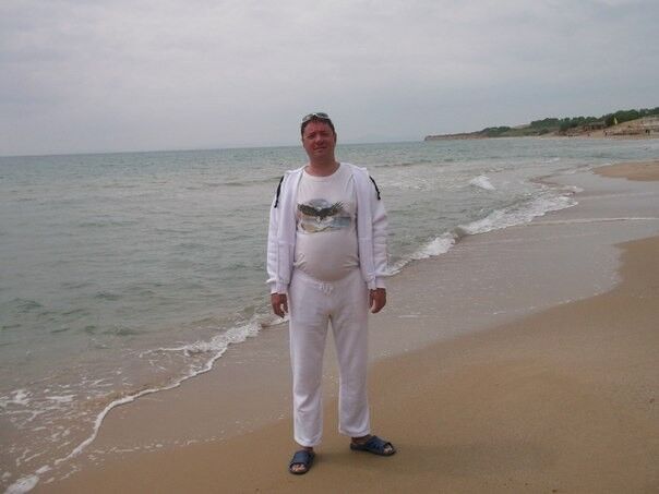 6989208  Vadim, 54 ,    