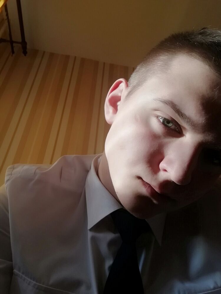 ���� 20219408 ����� ����, 24 ����, ���� ���������� � ������