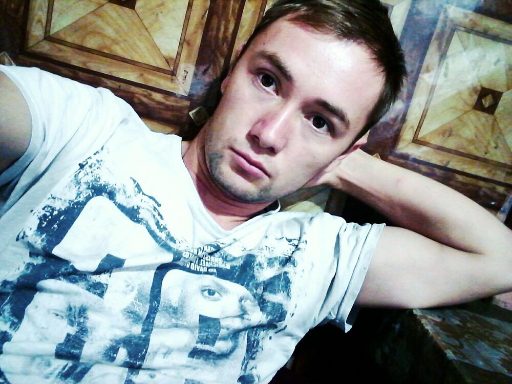  ,   Malik, 29 ,   ,   , c 