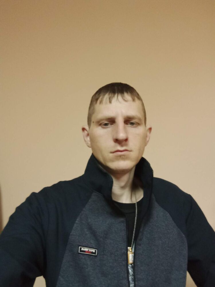  47168048  , 33 ,    