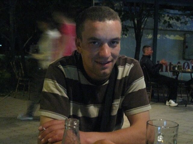  6921678  Petru, 36 ,    