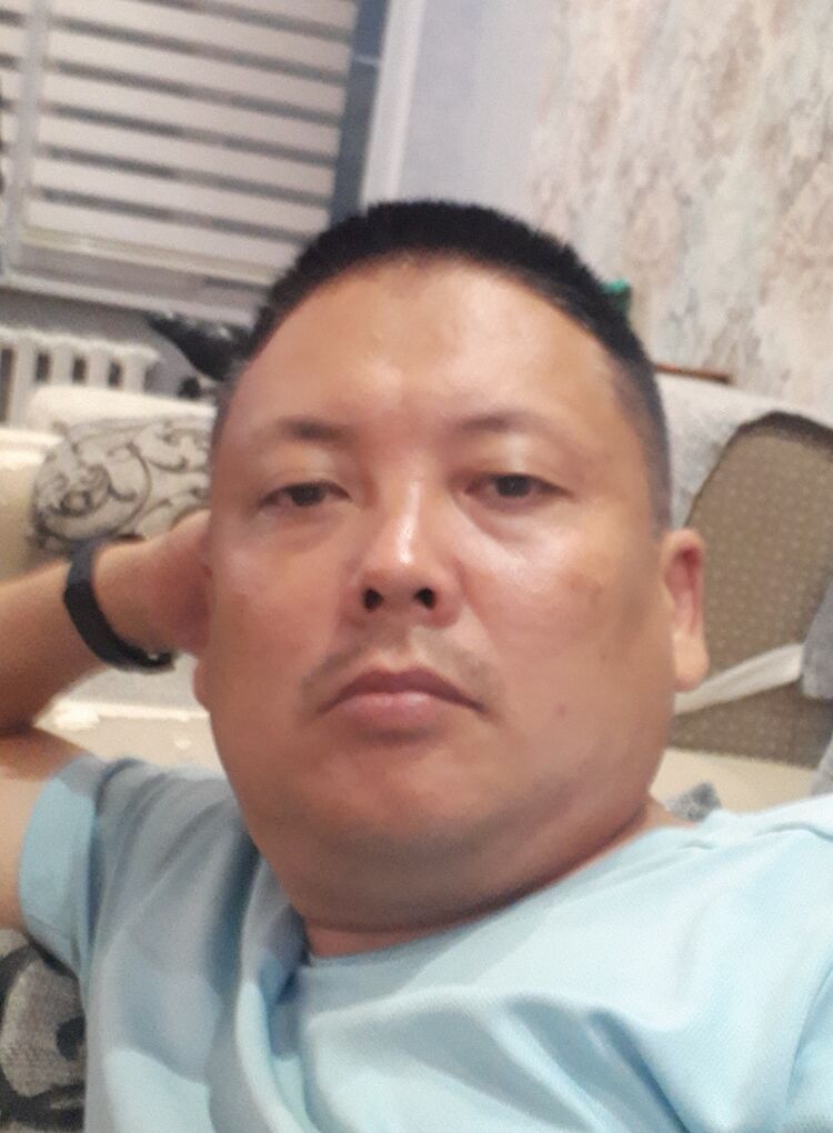  24892438  , 37 ,    