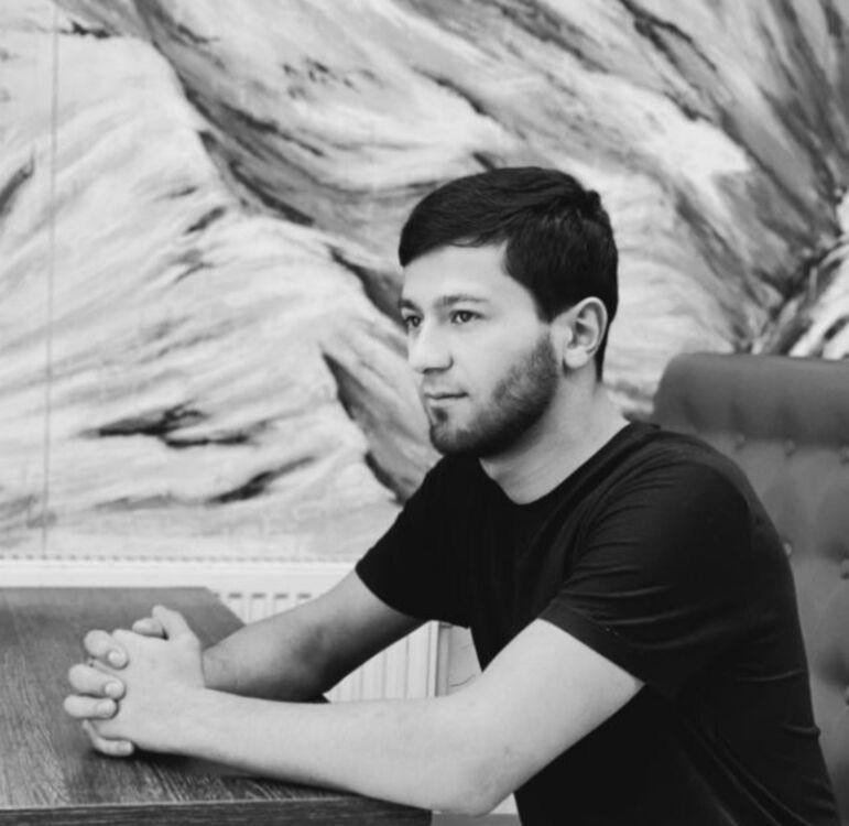 ���������� ������, ���� ����� Ali, 25 ���, ������������ ��� ������, ����� � ���������