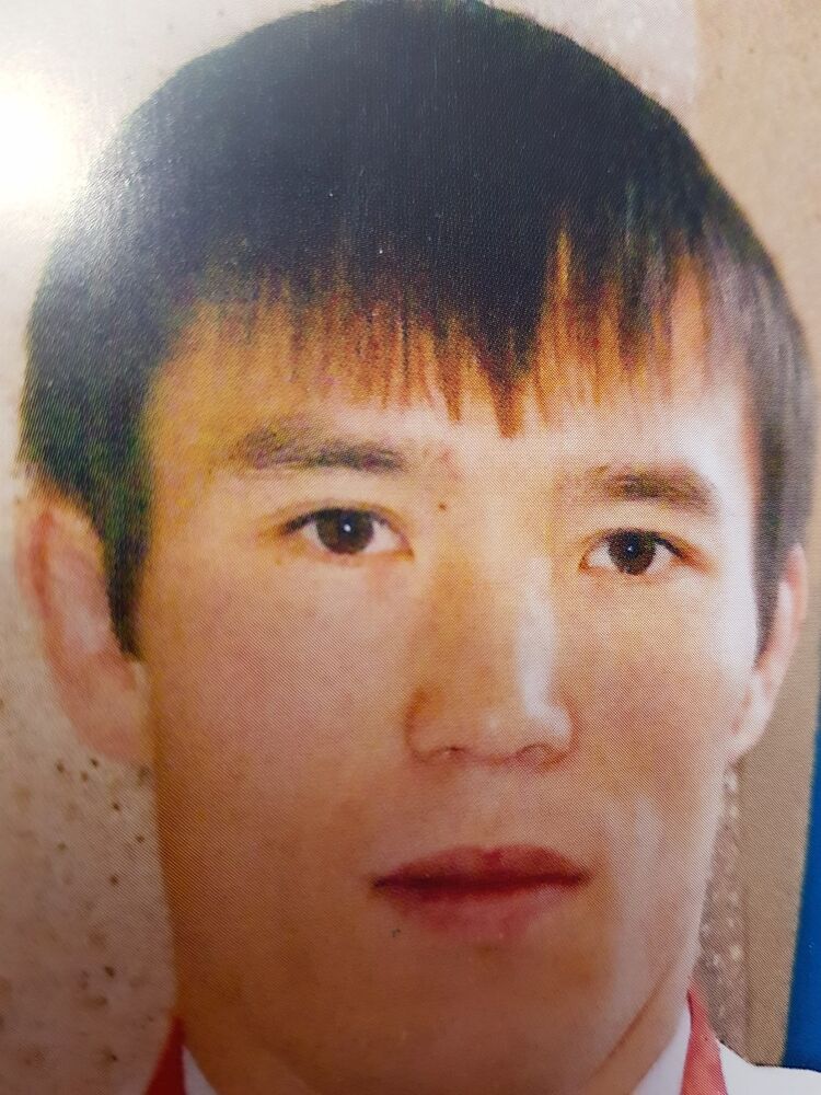  11527918  Kassi, 39 ,    