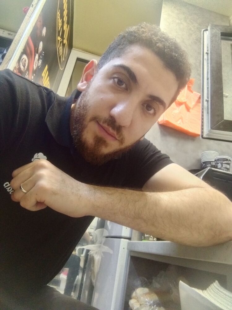  30668828  Mohamed, 31 ,    