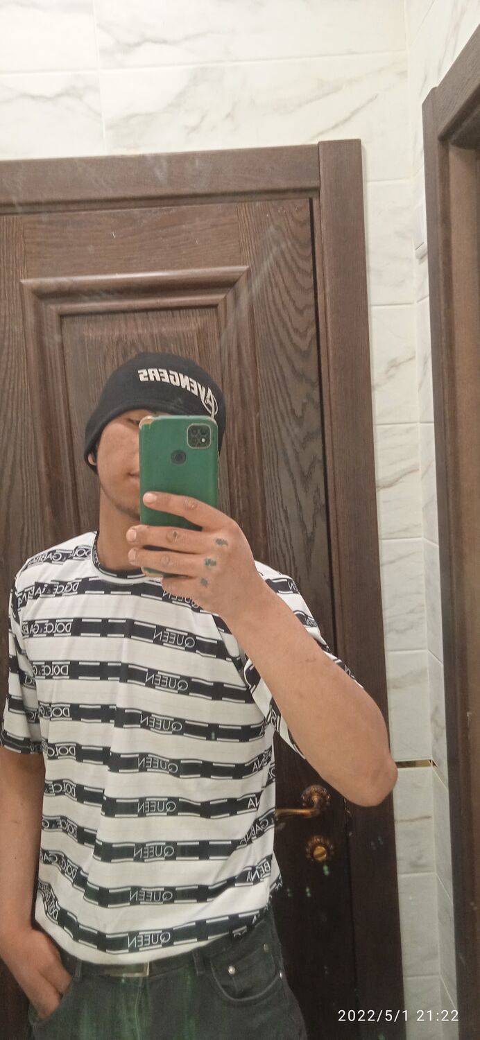  26780778  Hurshidbek, 25 ,    