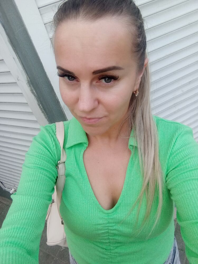  46917648  , 39 ,    
