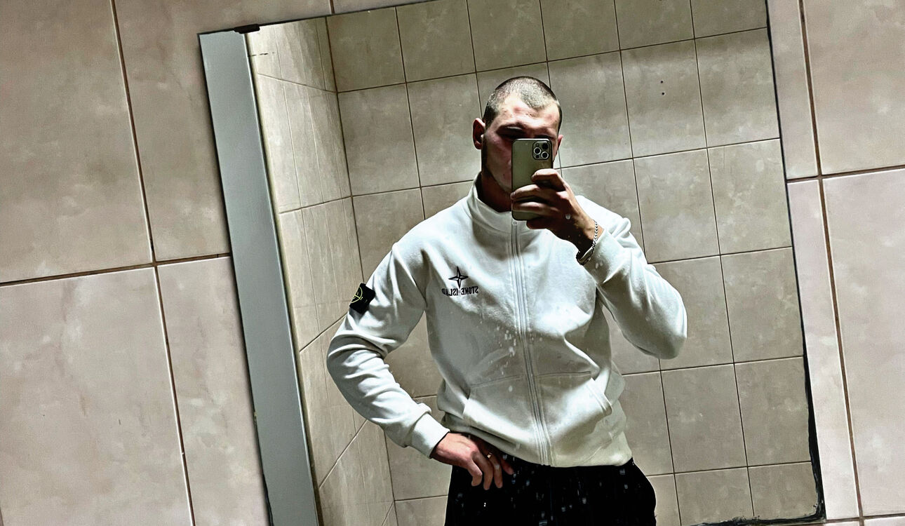 ,   , 22 ,   ,   