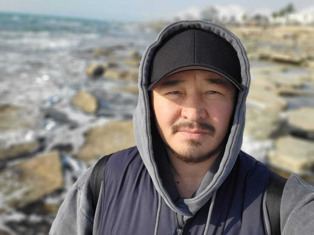  53588928  Islam, 40 ,    