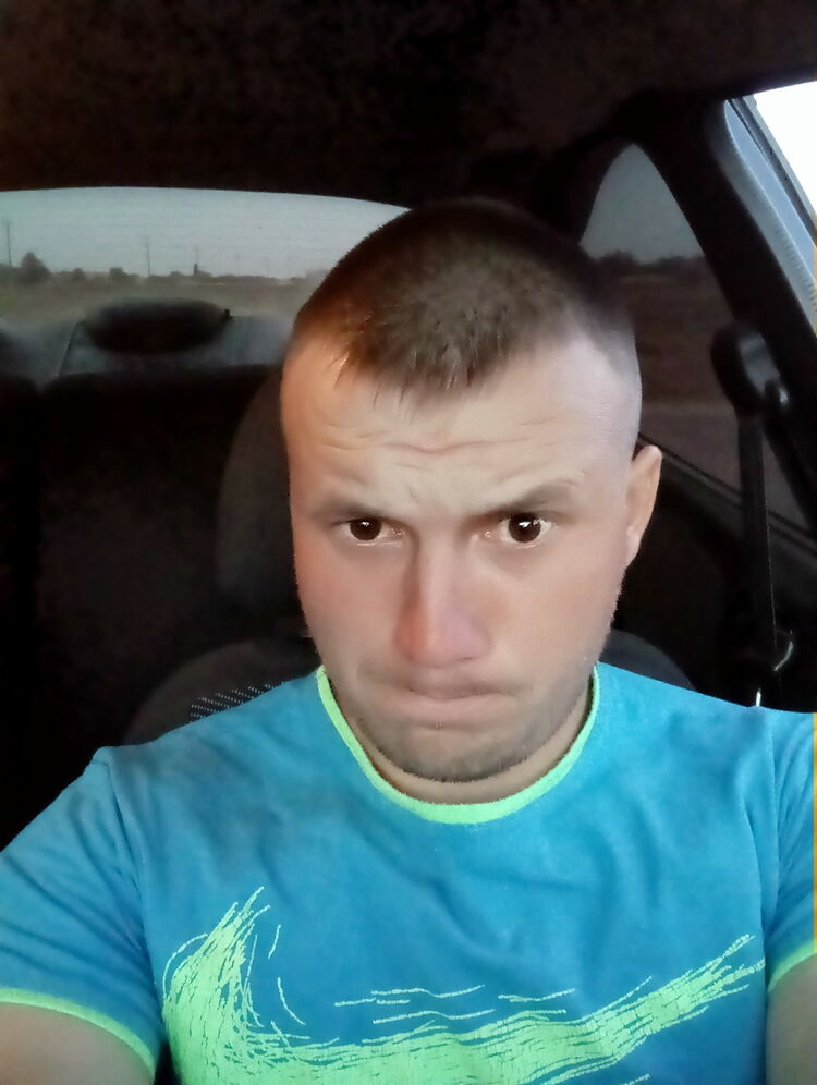  12748898  Fil, 35 ,    
