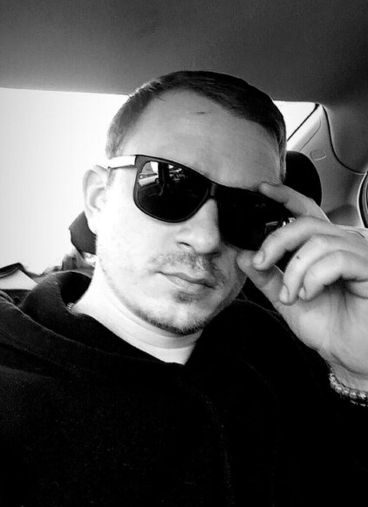  51789908  , 35 ,    -