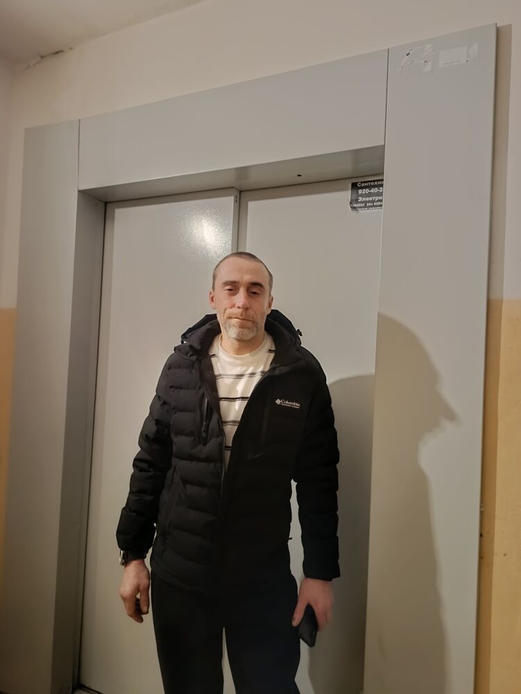  54277338  , 37 ,    -