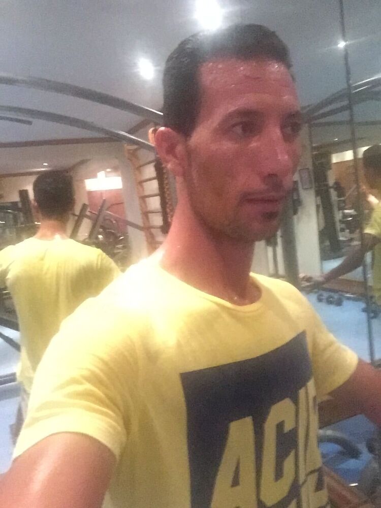  33801828  Ahmed, 36 ,    Al Ghardaqah