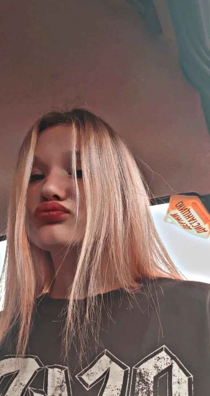  45840468  Anastasia, 20 ,    --