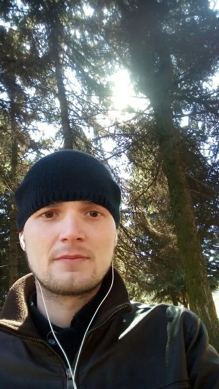  44346508  , 34 ,    -