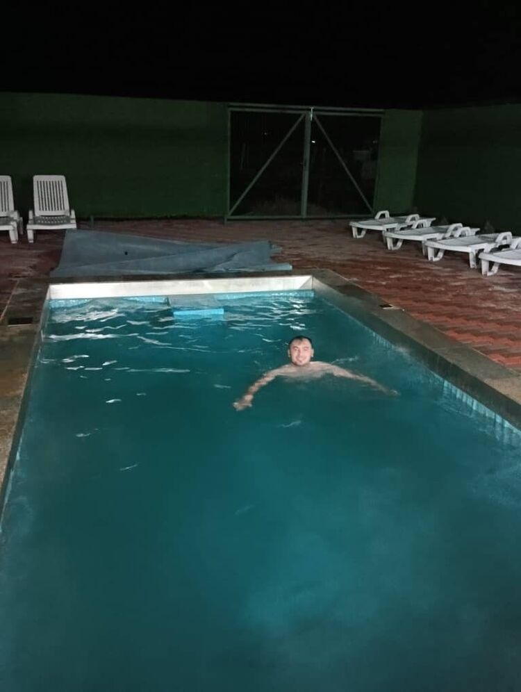 49686488  , 34 ,     