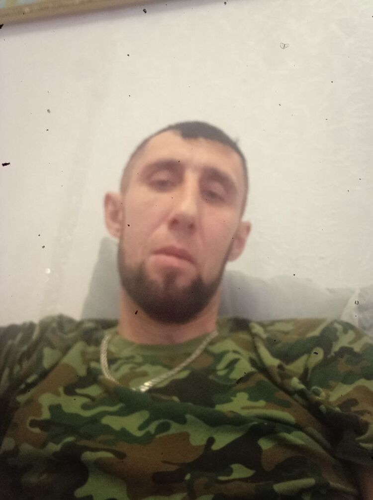  48613588  , 40 ,     