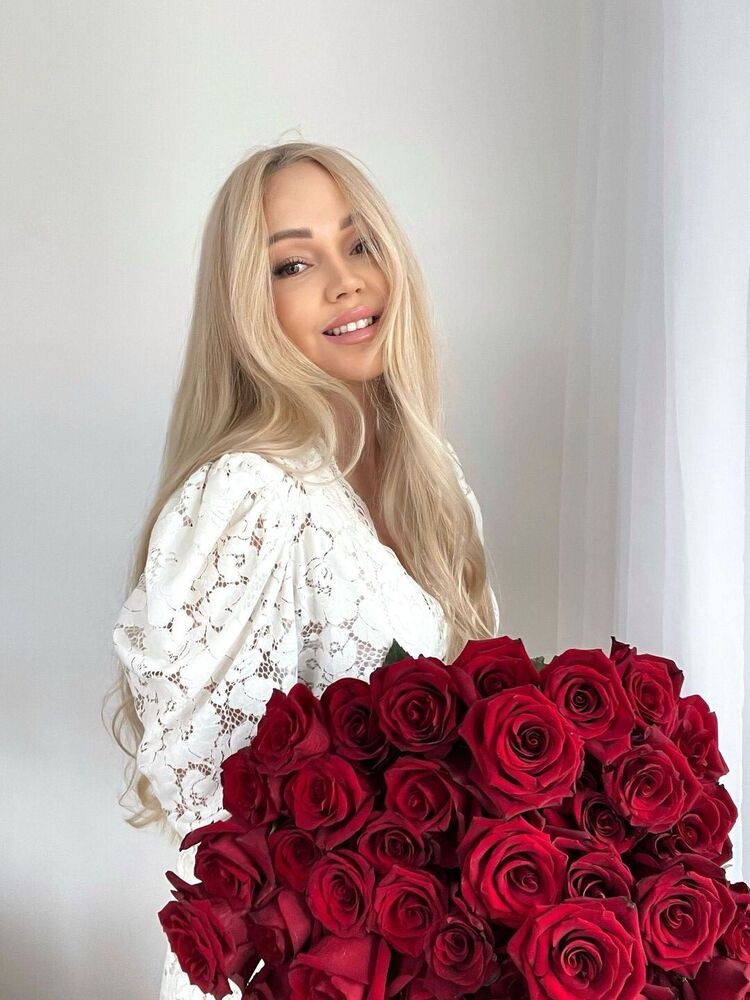  53440958  Diana, 40 ,    