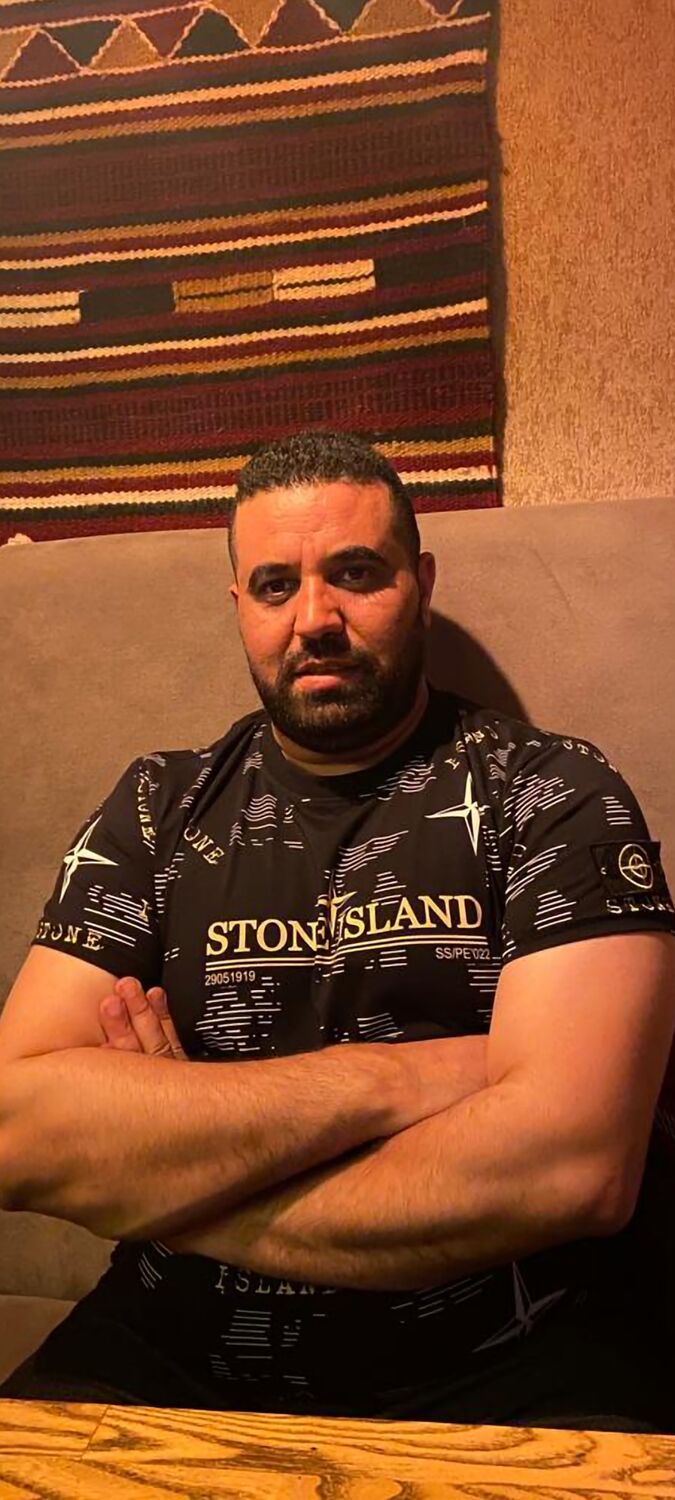  36874358  Hazem, 36 ,    -