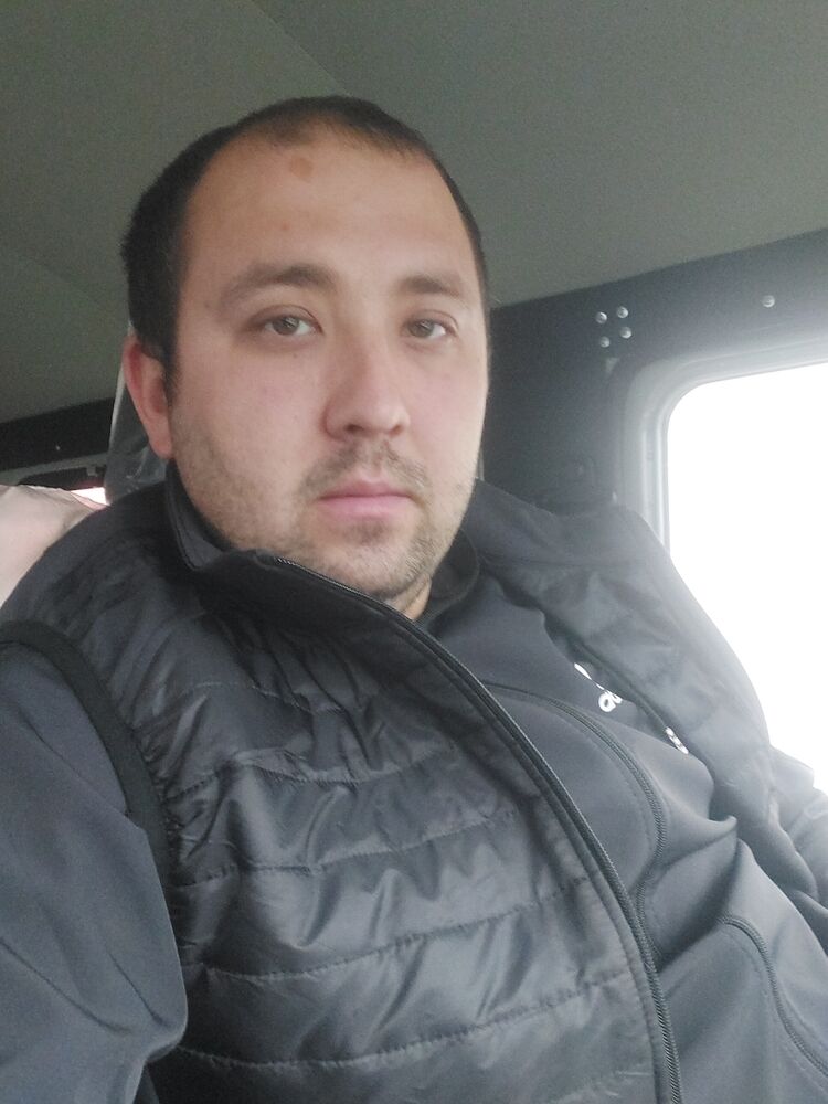  46008468  , 31 ,    