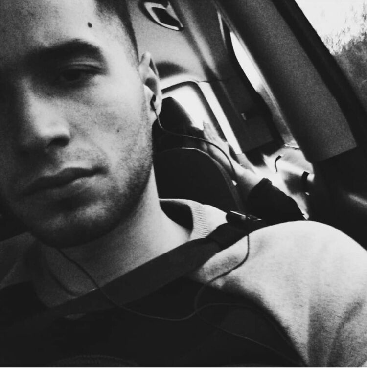  ,   Artyom, 28 ,   ,   , 