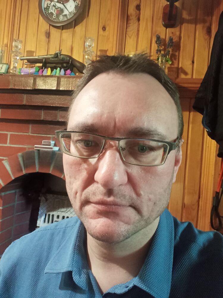  -,   Dennis, 45 ,   ,   , c , 