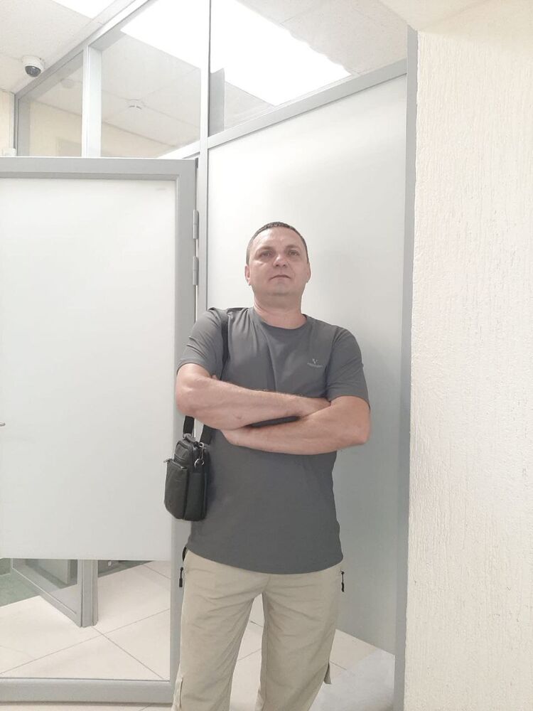  43748008  , 49 ,    