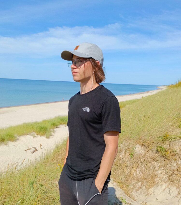 ���� 51244378 ����� �������, 21 ���, ���� ���������� � Anqing