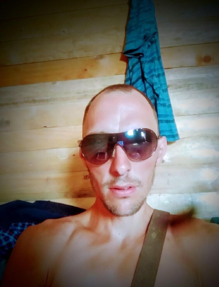  24068938  , 39 ,    