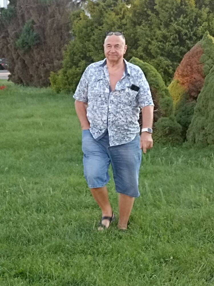  53285958  _, 70 ,    