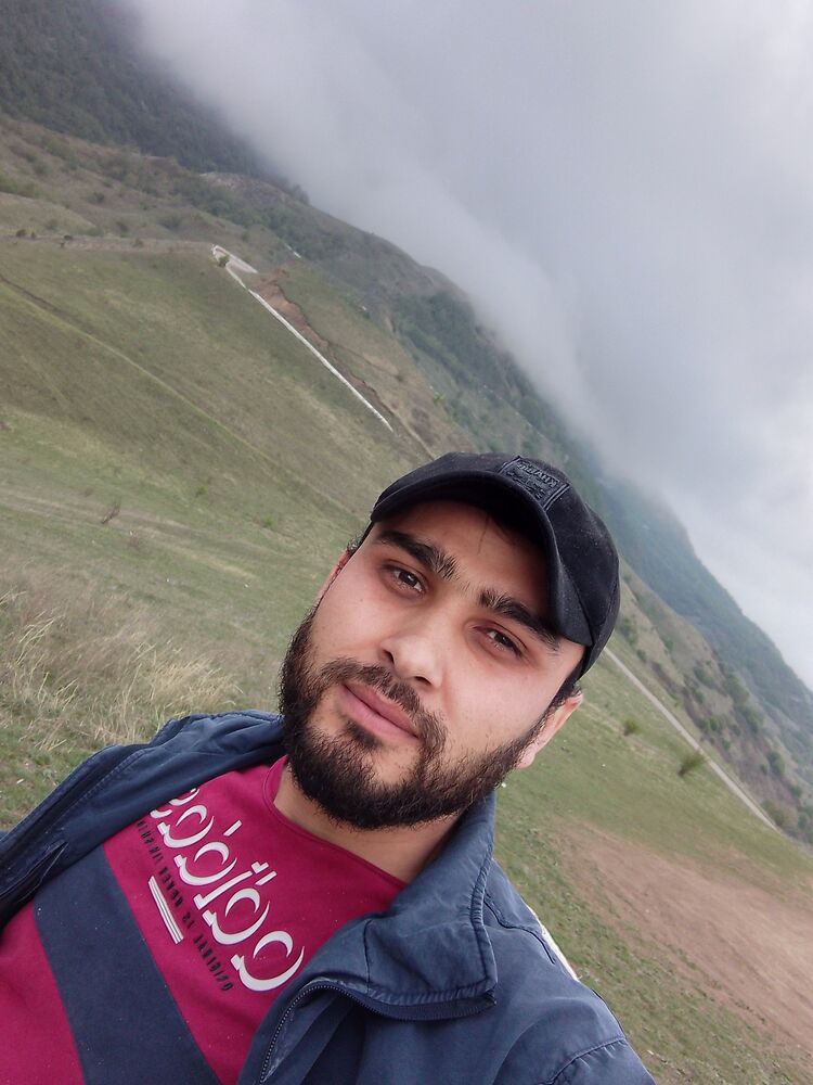  ,   Idris, 20 ,   ,   