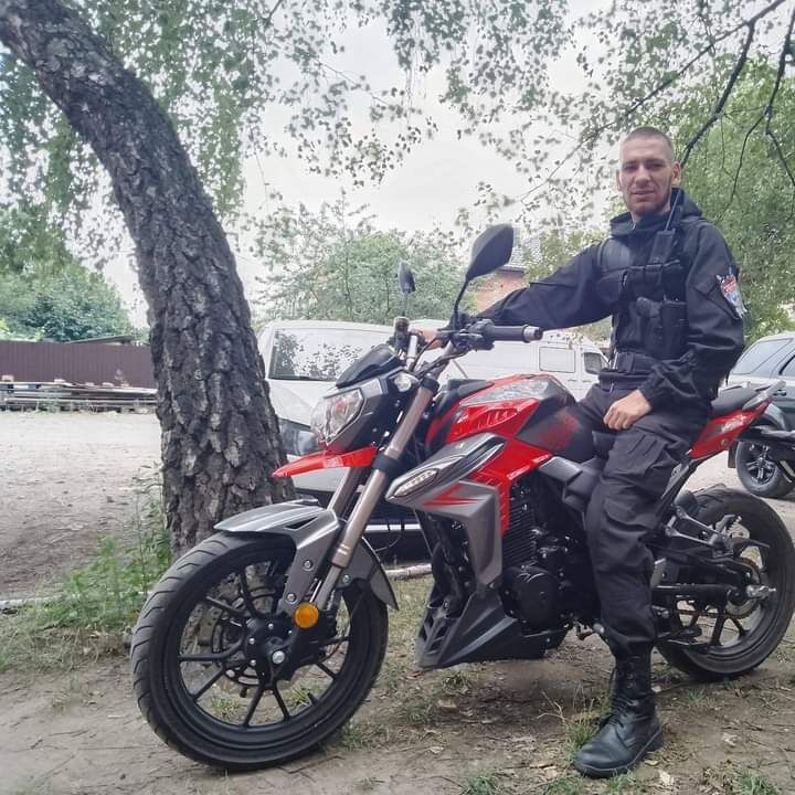  46697488  , 30 ,    