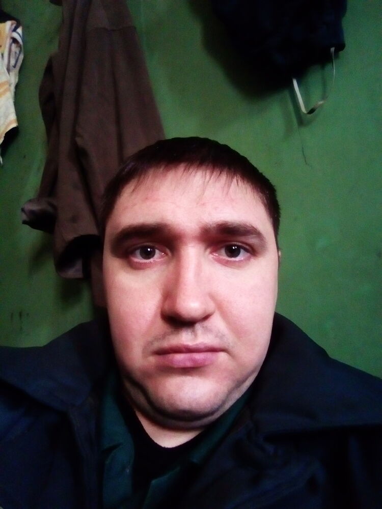  ,   Aleksander, 39 ,   