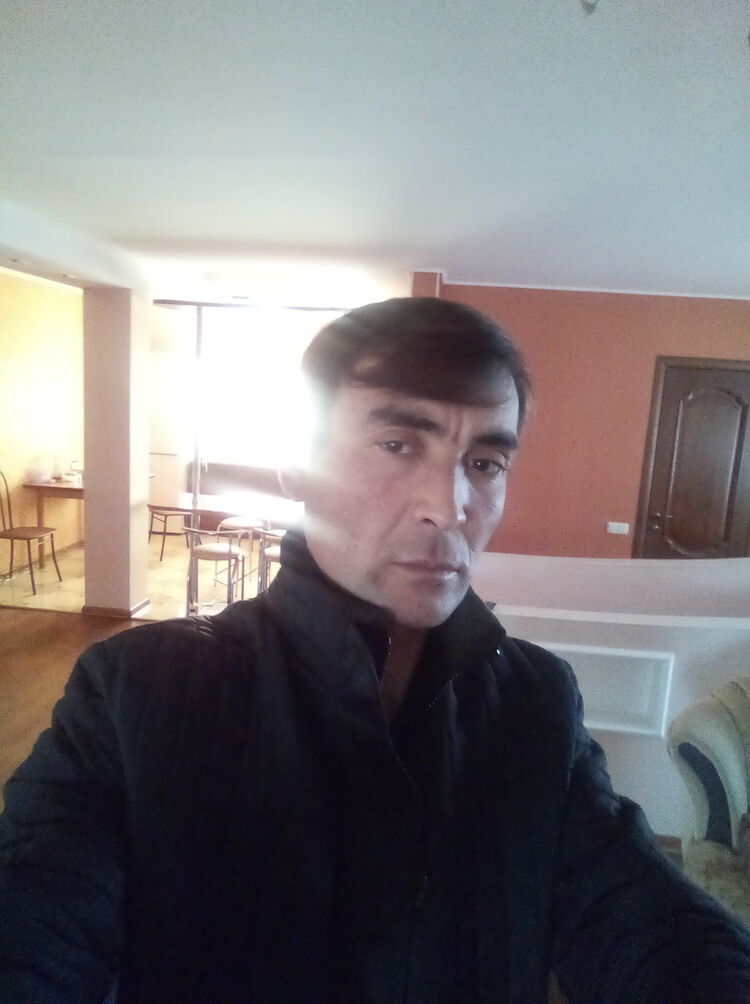  18440798  Nazar, 44 ,    