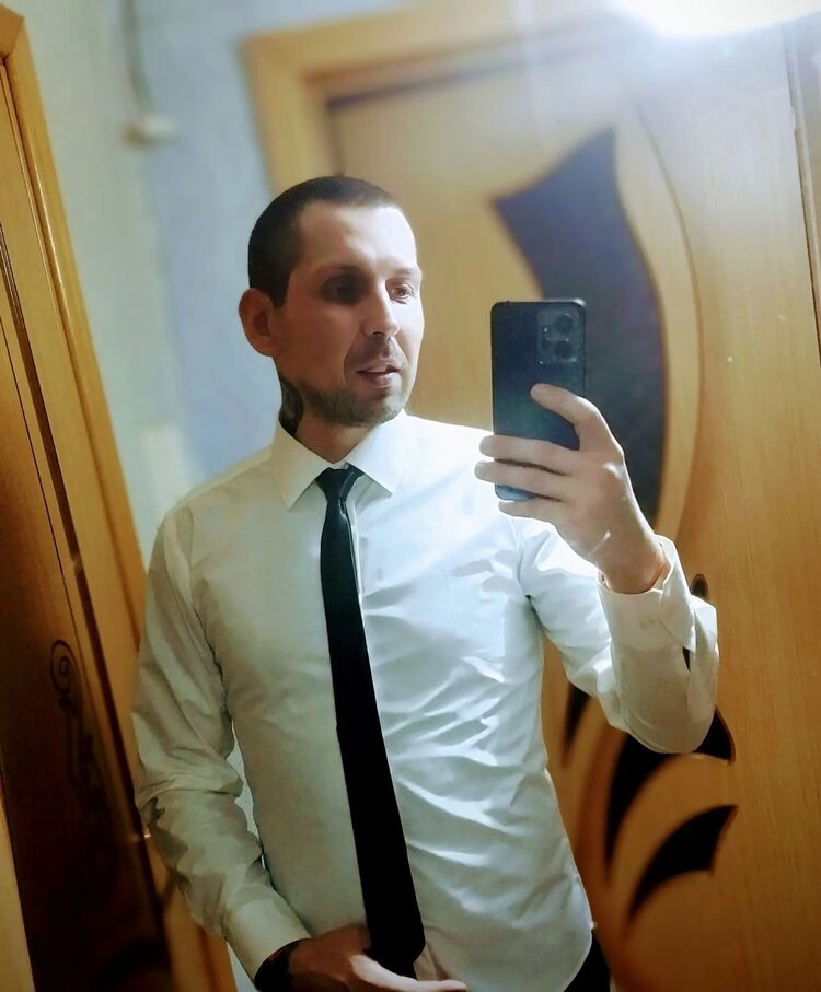  52913148  Vasiliy, 38 ,    