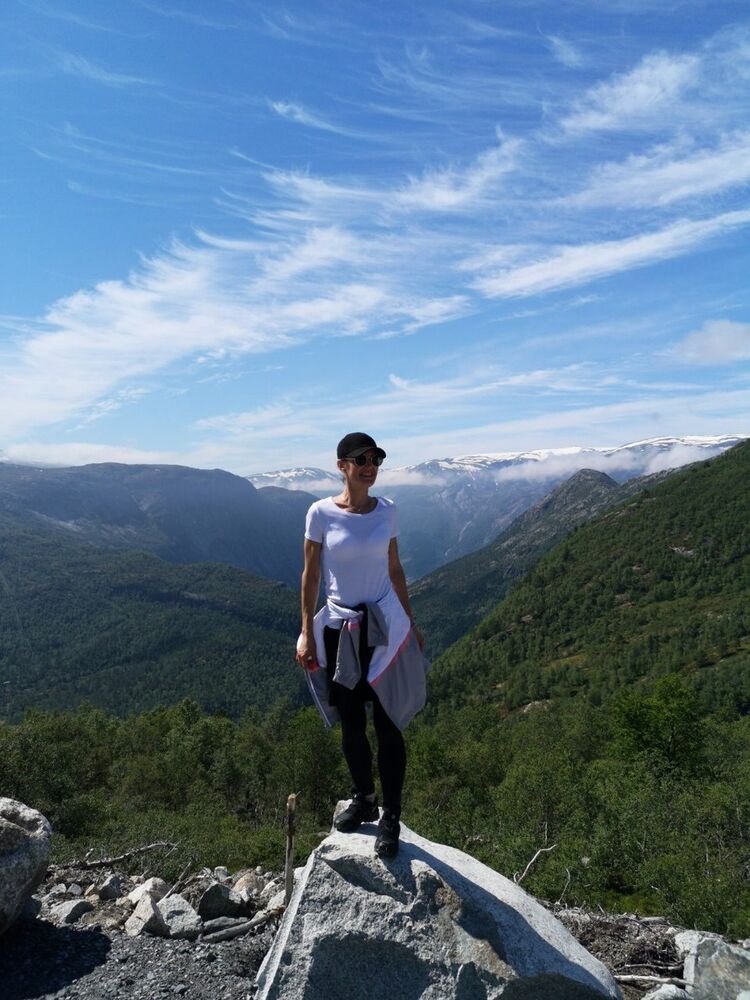  ,   Margarita, 48 ,   ,   , c 