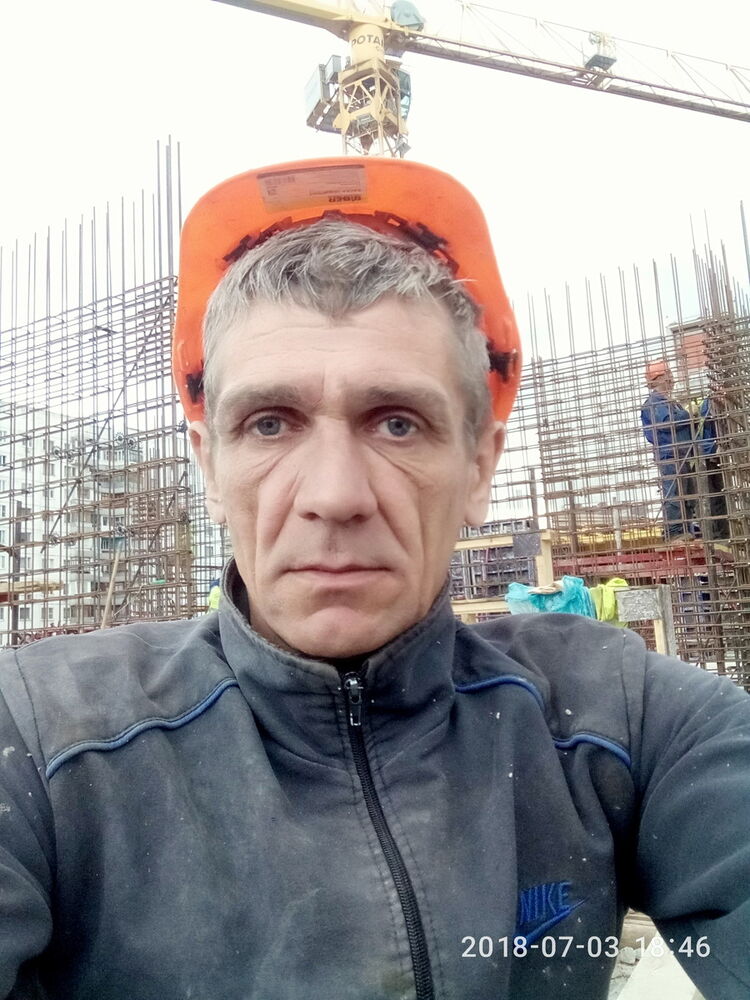 13696178  , 49 ,    