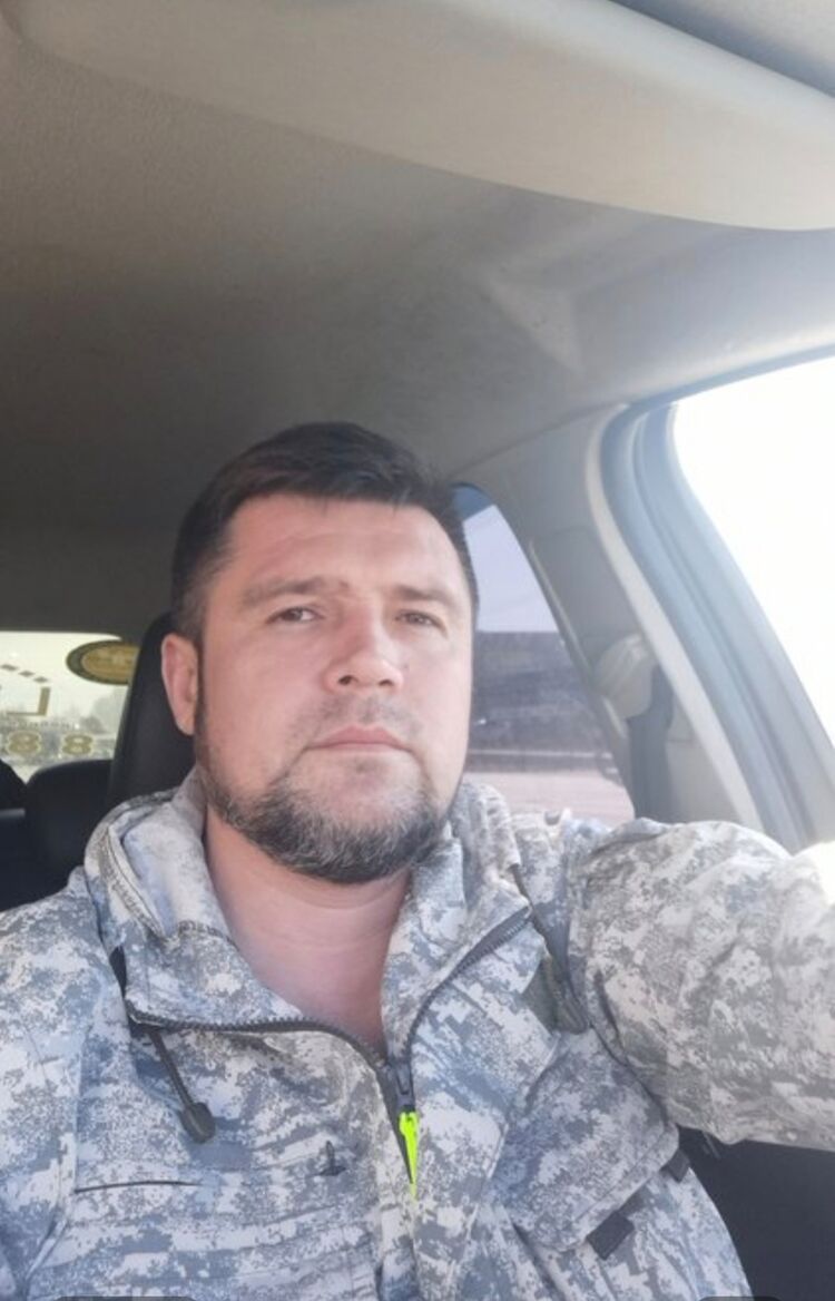  48714528  Ruslan, 45 ,    