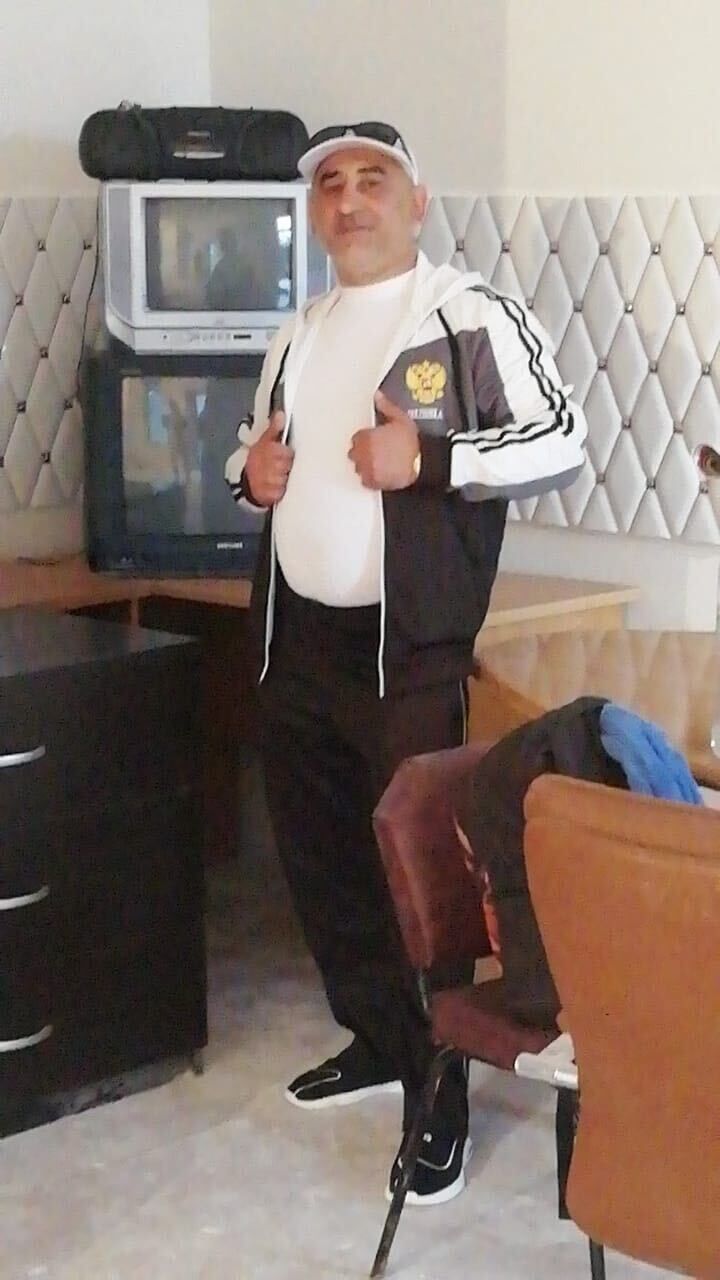  23142548   , 52 ,    
