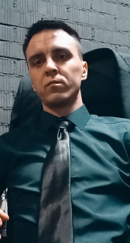  42403098  Aleksandr, 32 ,    