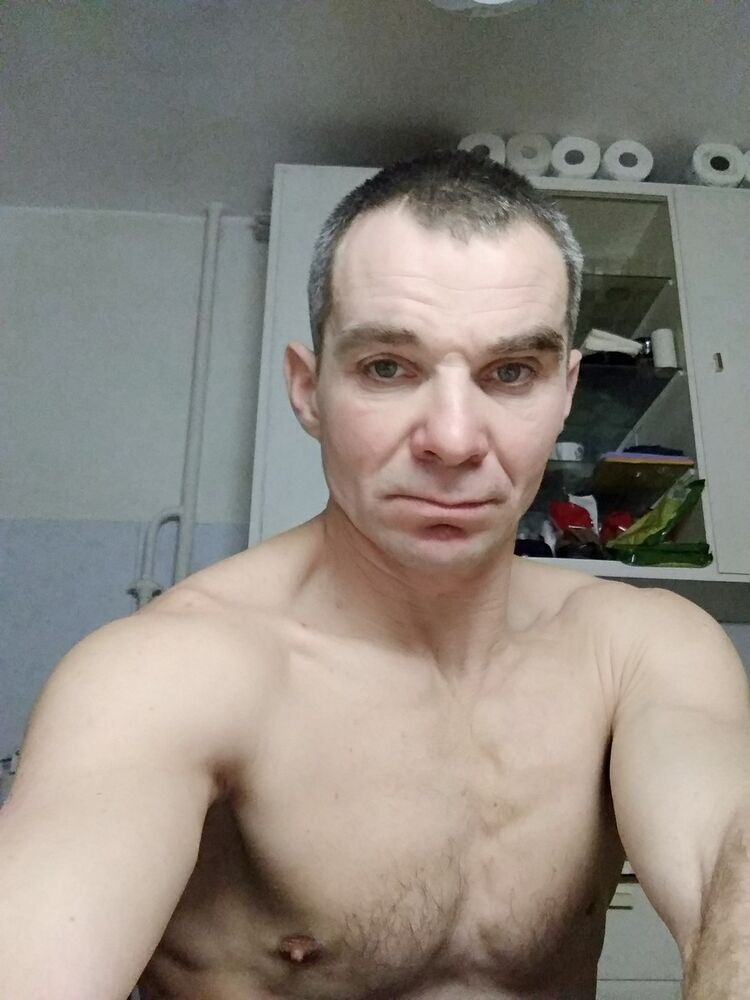  ,   Robert, 48 ,   ,   , c 