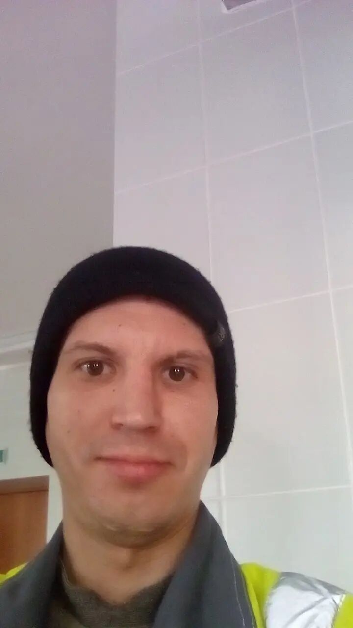  31716938  , 42 ,    