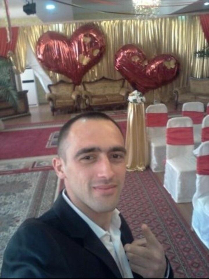  ,   Akmal, 33 ,     , c 