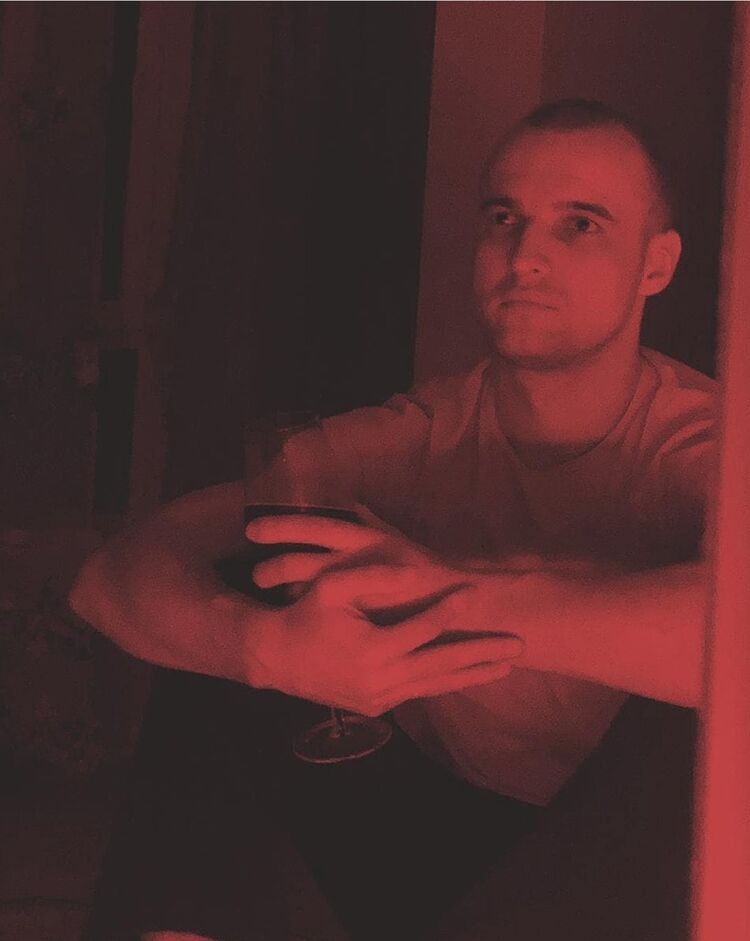  27485758  , 31 ,    -