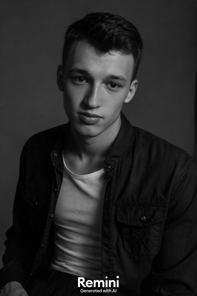  50819578  Maks, 23 ,    -