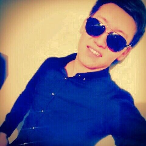  ,   Singer, 30 ,   , 