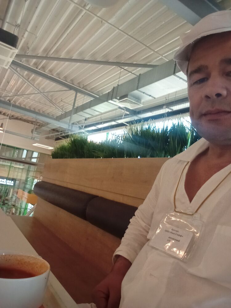  43831528  , 39 ,    